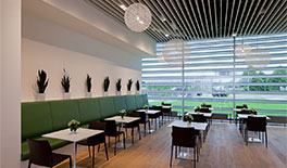 Flughafen München - VIP Lounge - Restaurantbereich - Tina Assmann